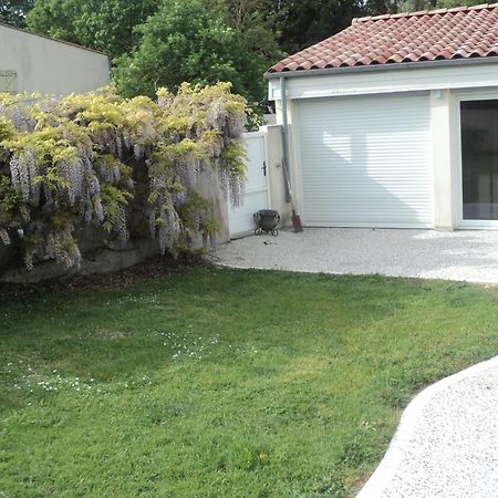 Maison A La Campagne Villedoux Exteriér fotografie
